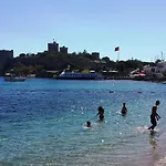מלון Kavala 2*