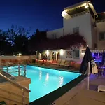 Kavala 2*