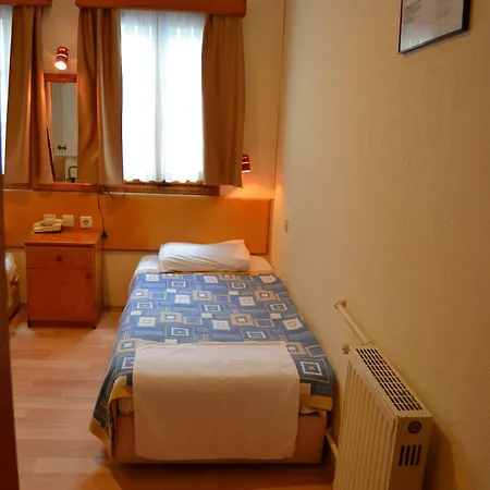 Hotel Kavala 2*