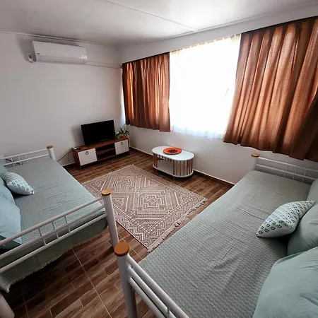 Kavala Hotel 2*