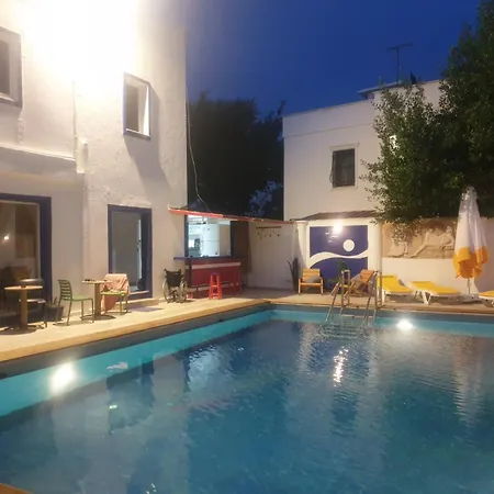 Kavala Hotel 2*