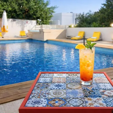 Hotel Kavala 2*