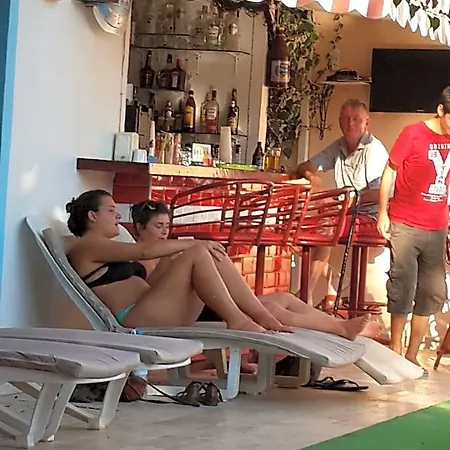 酒店 Kavala